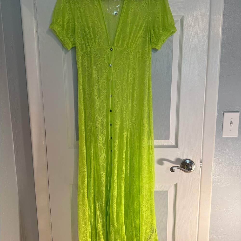 Urban Outfitters Connie Sheer Lace Maxi - Picture 2 of 3